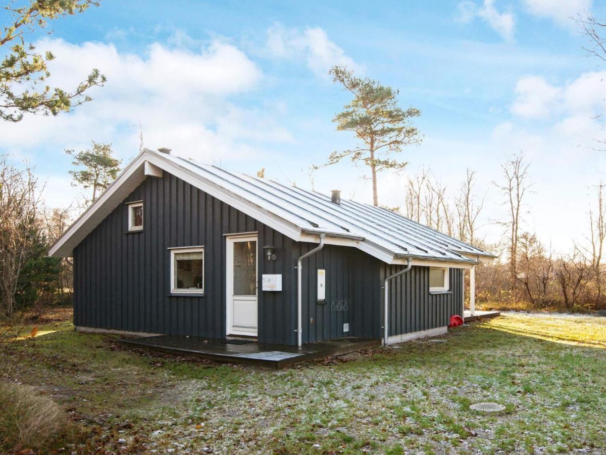 8 Person Holiday Home In Grenå Exterior photo